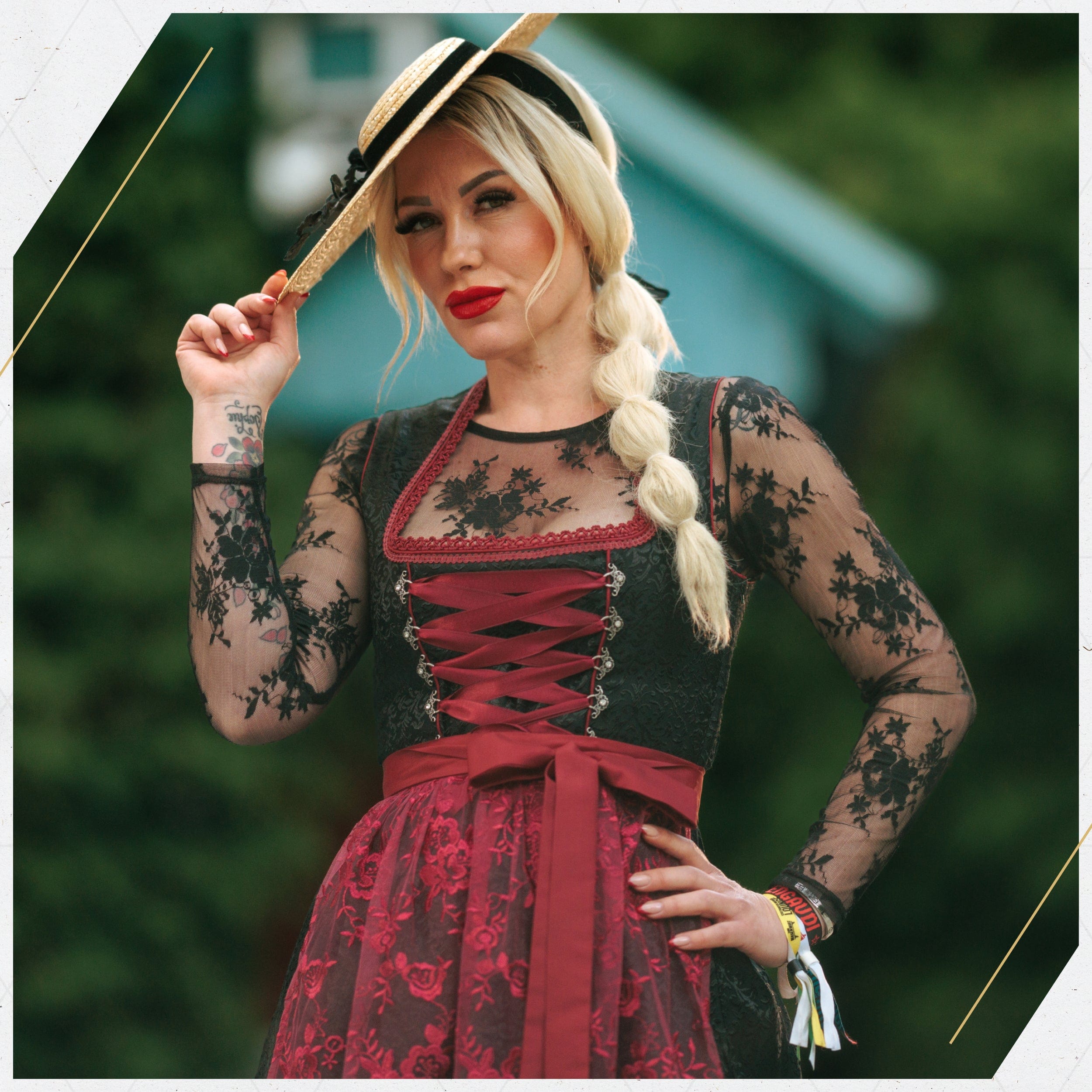 Bavaria Trachten Women's German Dirndl Dress Black Red Oktoberfest